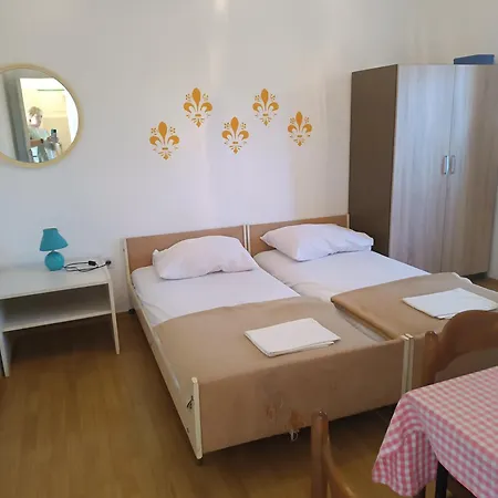 Appartamento Levanat *