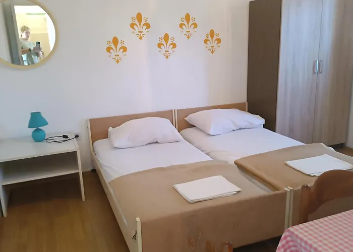Apartament Levanat *